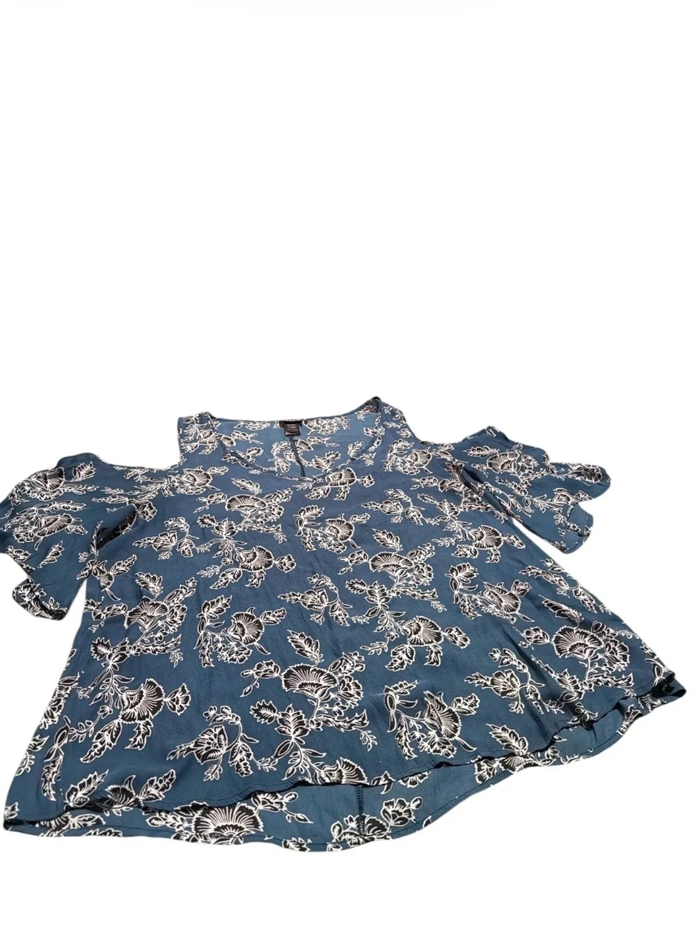 Torrid Floral Cold Shoulder Semi Sheer Blouse Woman’s Blue Boho Top Torrid 1 - Picture 3 of 7